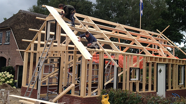 Nieuwbouw van vrijstaand vakantiehuisje alias bijgebouw in Epe