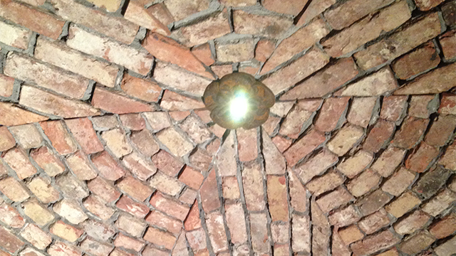 Detail in plafond van tunnels in villa in Vierhouten door van den Berg uit Elspeet Koperen detail in het plafond van tunnels bij villa in Vierhouten door van den Berg uit Elspeet